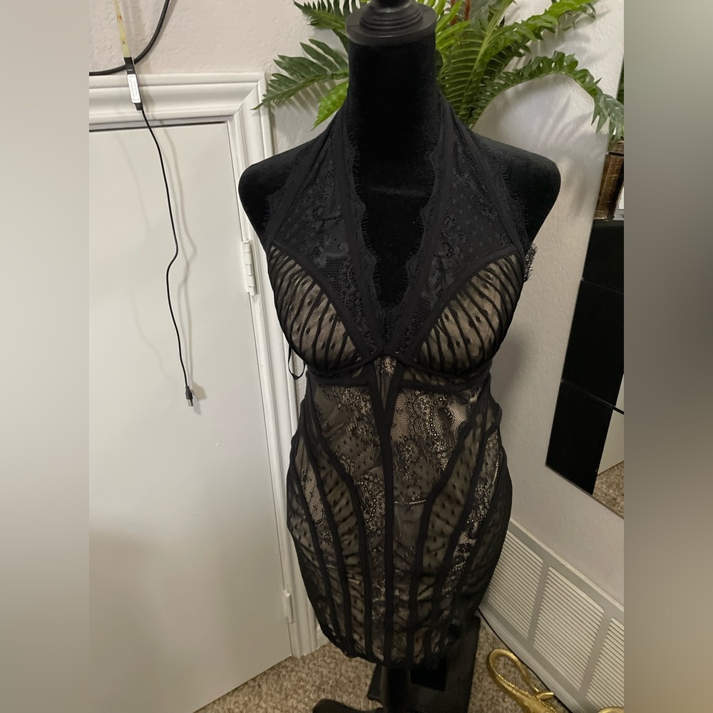 Bebe dress